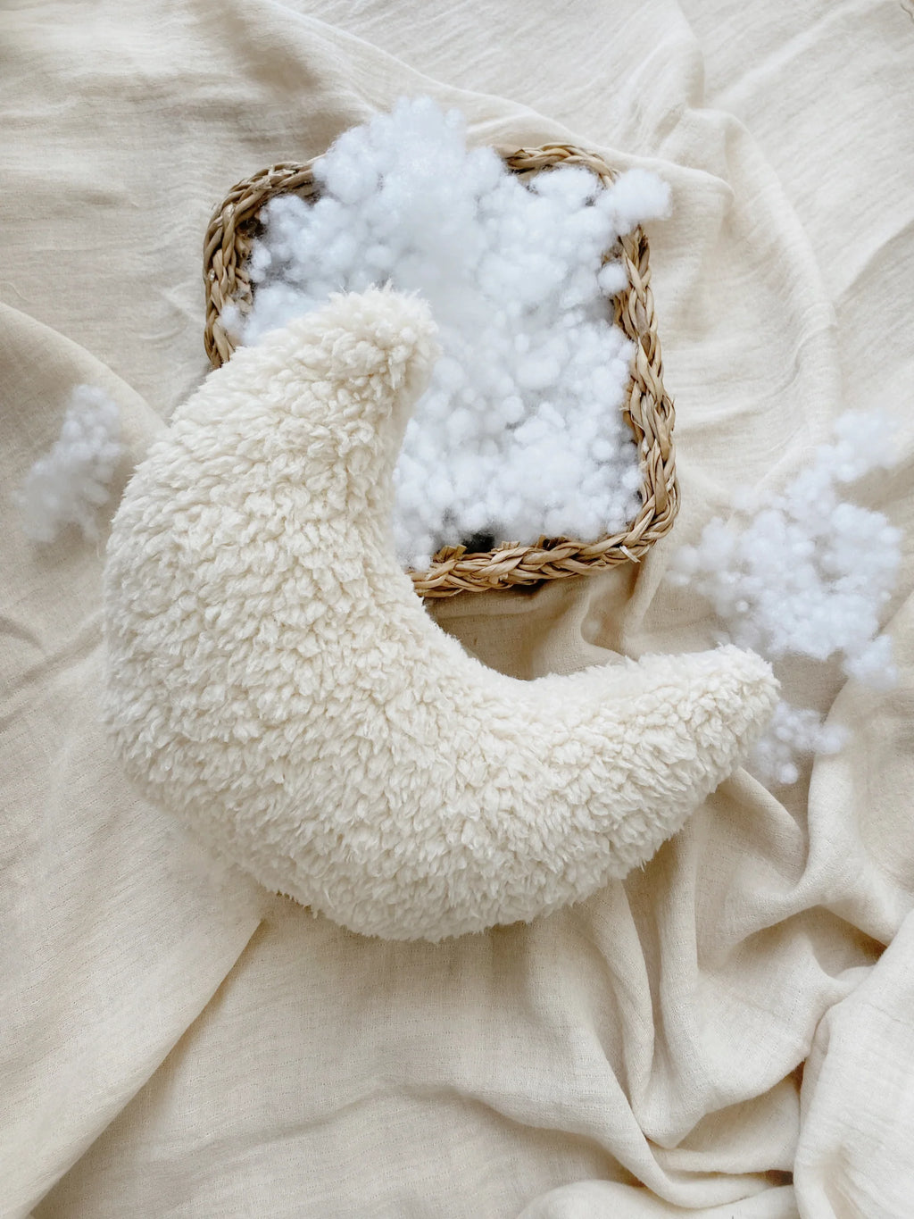 Moon Design Plush Decor – The Quiet Calm of Night